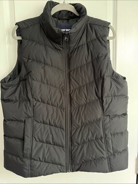 Women’s Lands' End Black Quilted Vest